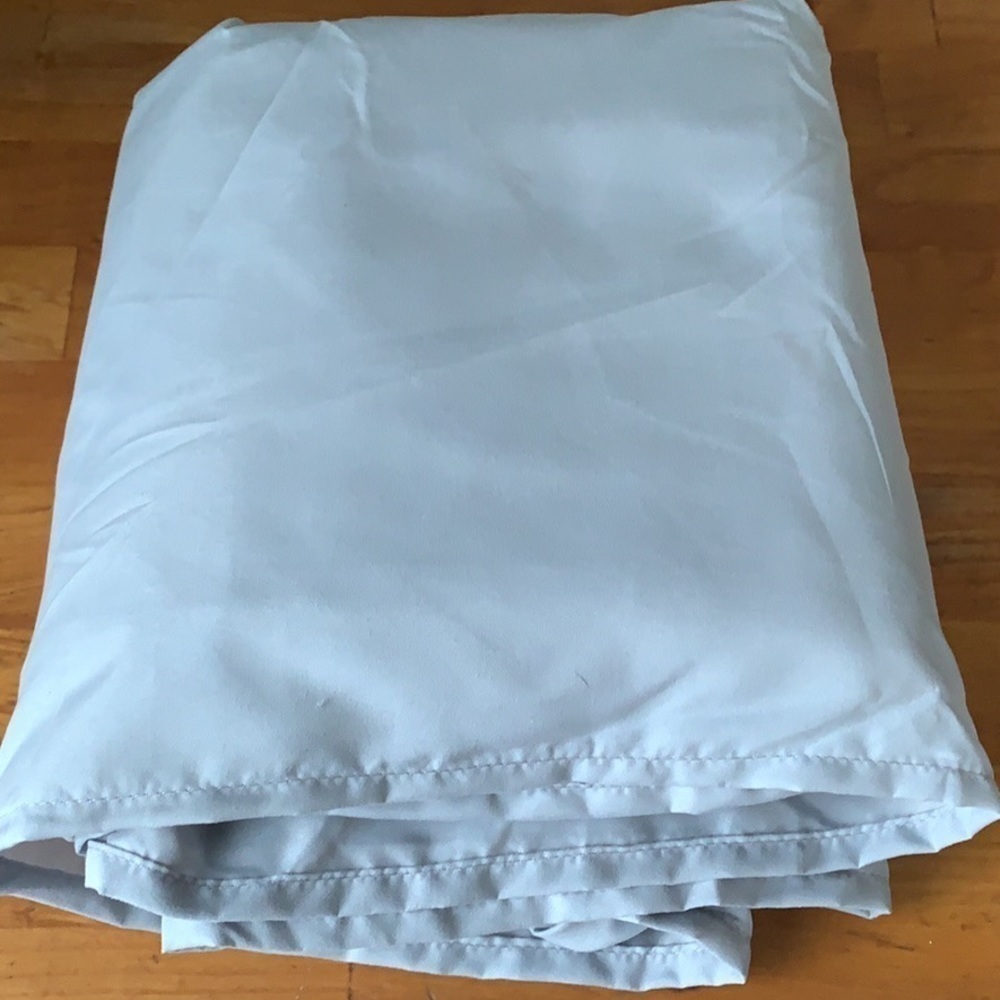 Bedskirt California King Brand New Gray Blue NWOT - Picture 2 of 4